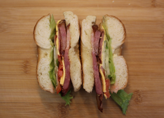 BACON AND CHEESE BAGEL