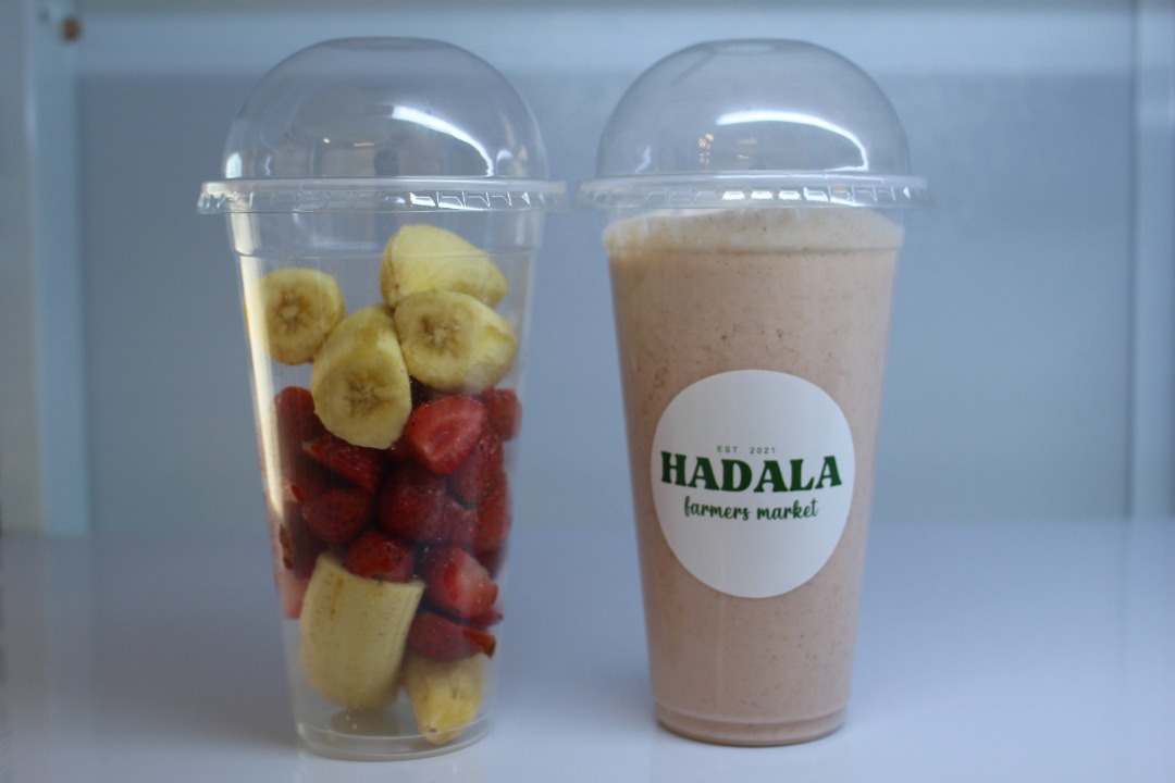 STRAWBERRY BANANA SMOOTHIE